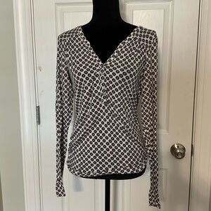 Mama by H&M Maternity Shirt Size Medium